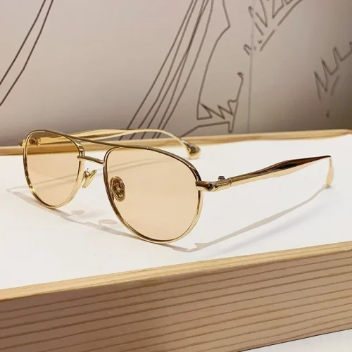 Trendy Popular Metal Pilot Sun Glasses Women Men Outdoor Luxury Designer Shades Summer Traveling Drive Sunglass Male UV400